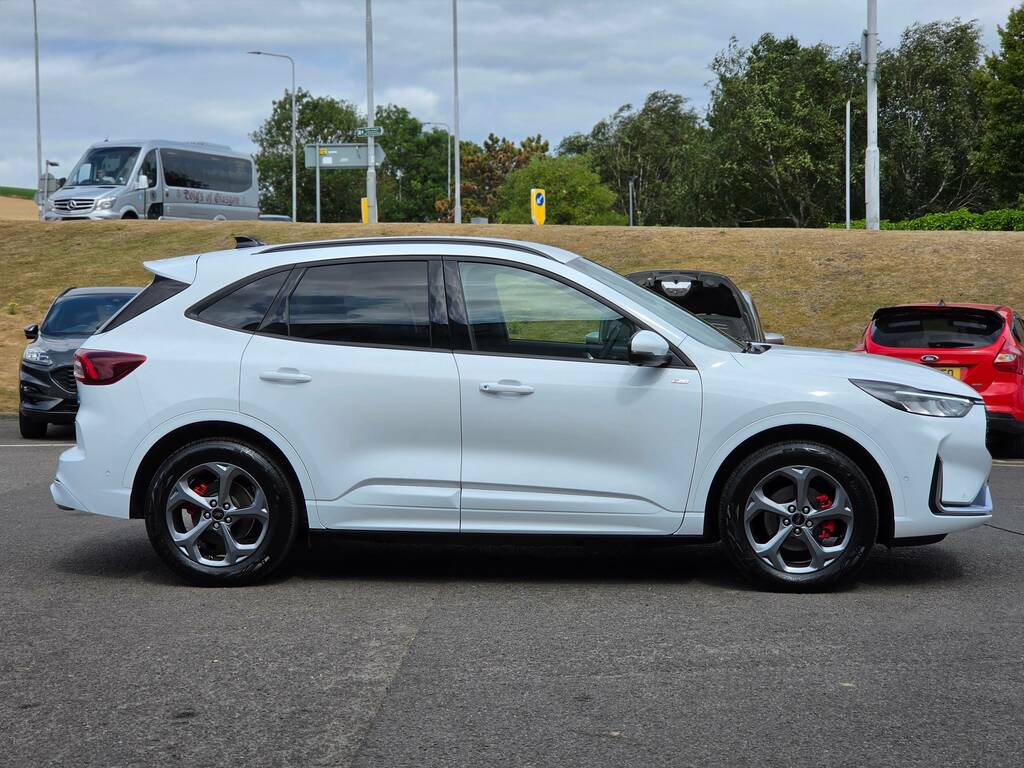 Ford Kuga St-line 2.5 243Ps Plug In Hybrid Front Wheel Drive SP25HNJ White #4