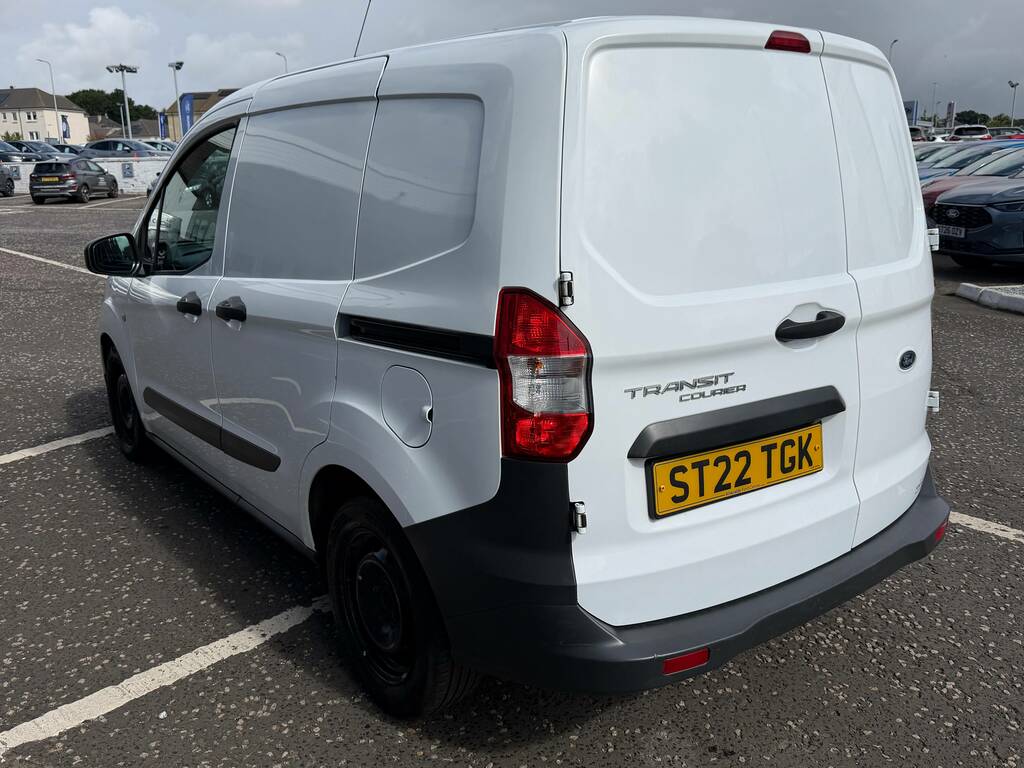 Ford Transit Courier 1.5 Tdci 100Ps Trend White #4
