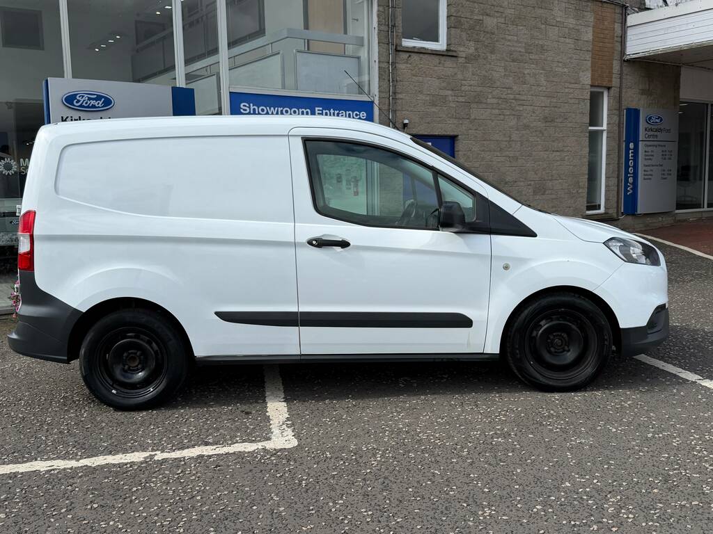 Ford Transit Courier 1.5 Tdci 100Ps Trend White #2