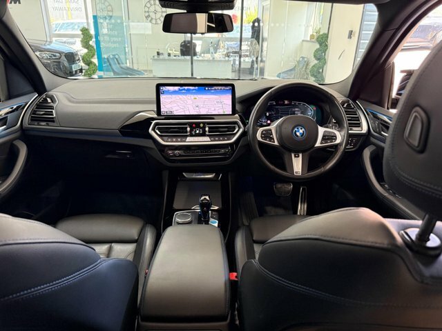 BMW iX3 80Kwh M Sport Grey #4