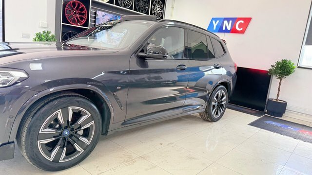 BMW iX3 80Kwh M Sport Grey #5