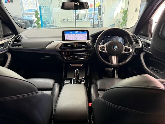 BMW X3 2.0 30E 12Kwh M Black #3
