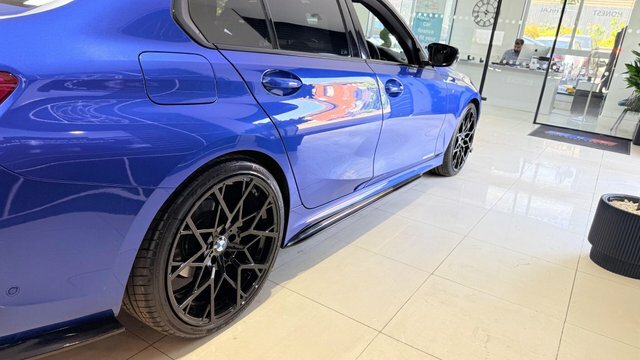 BMW 3 Series 2.0 320I M Sport Blue #3