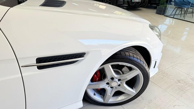 Mercedes-Benz SLK Black #7