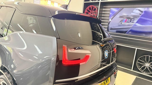 BMW i3 125Kw 42Kwh Suite Interior World Grey #13