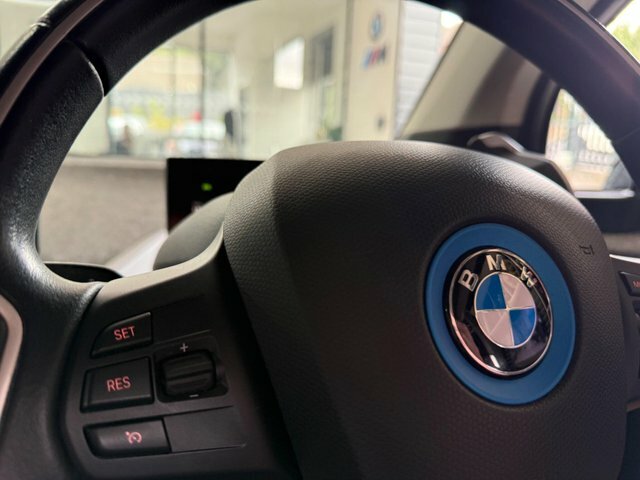 BMW i3 125Kw 42Kwh Suite Interior World Grey #28