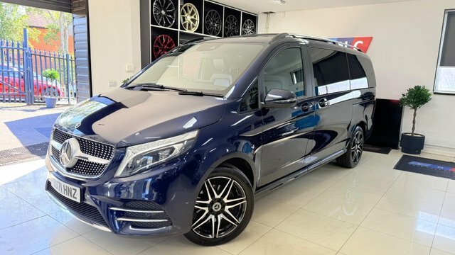 Mercedes-Benz V Class 2.0 V220d Amg Line Blue #3