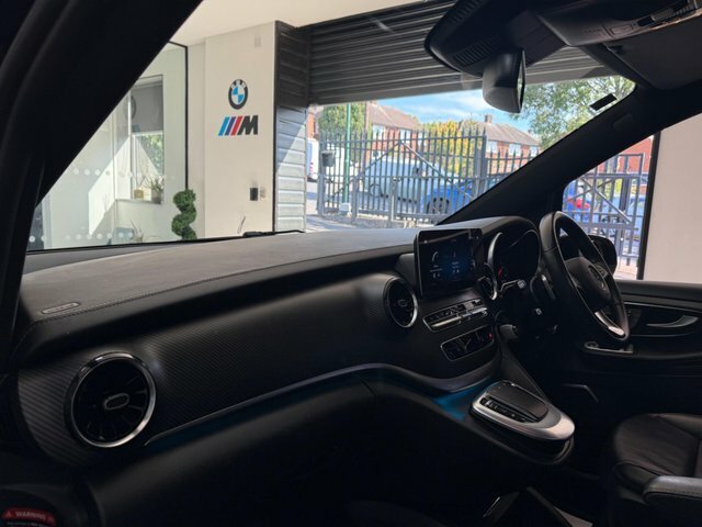 Mercedes-Benz V Class 2.0L D Amg Line 7 Seats Pan Roof Full Nappa Leathe Black #45
