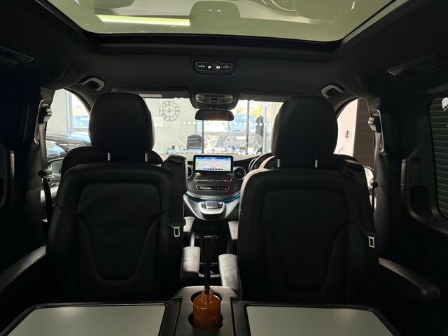 Mercedes-Benz V Class 2.0L D Amg Line 7 Seats Pan Roof Full Nappa Leathe Black #7