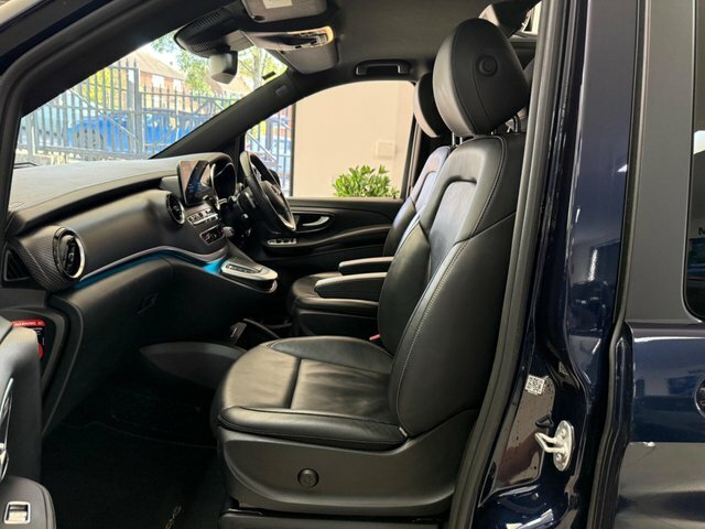Mercedes-Benz V Class 2.0L D Amg Line 7 Seats Pan Roof Full Nappa Leathe Black #47