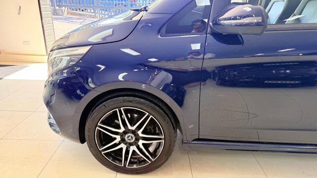 Mercedes-Benz V Class 2.0L D Amg Line 7 Seats Pan Roof Full Nappa Leathe Black #48