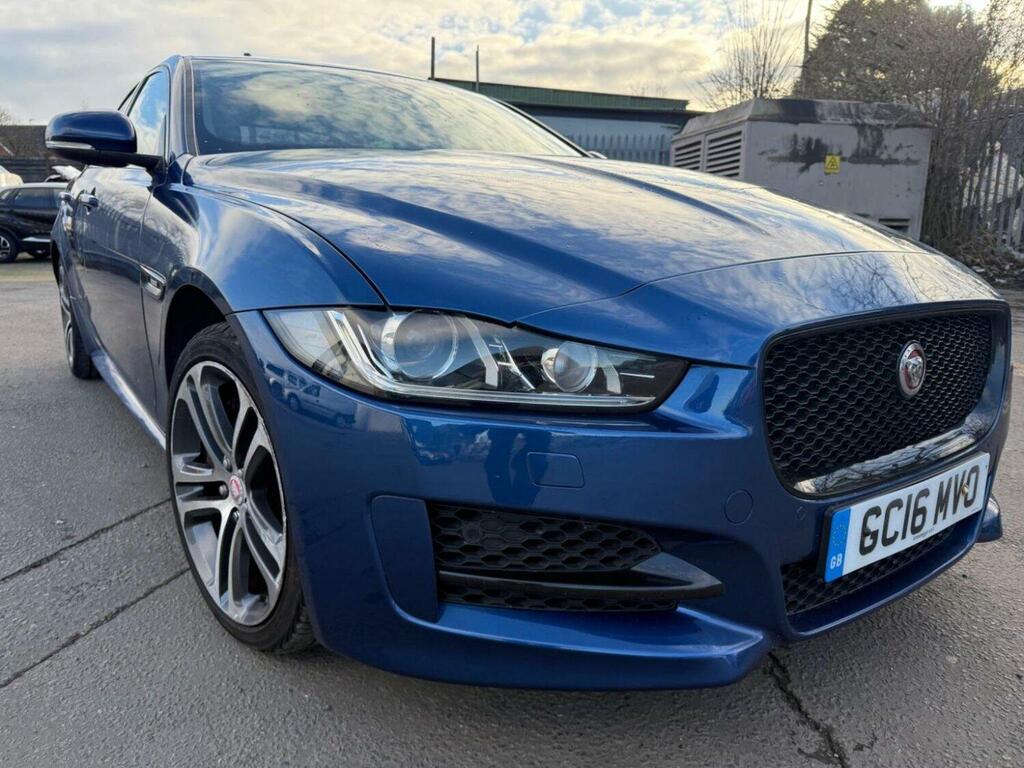 Jaguar XE Saloon 2.0D R-sport Awd Euro 6 Ss 201 Blue #4