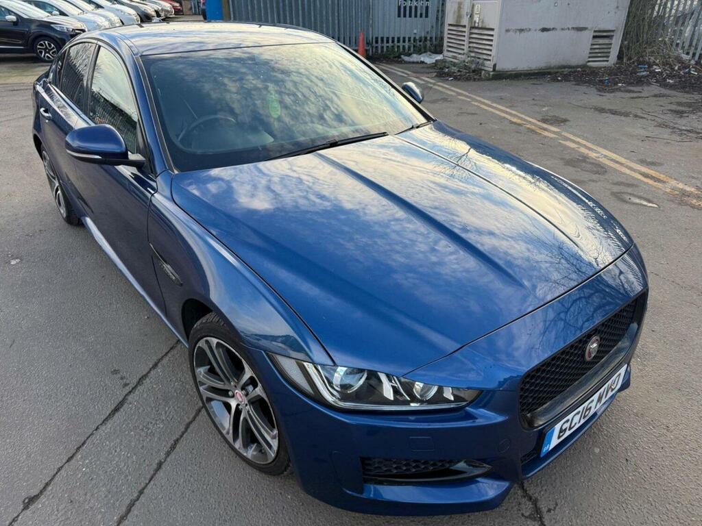 Jaguar XE Saloon 2.0D R-sport Awd Euro 6 Ss 201 Blue #2