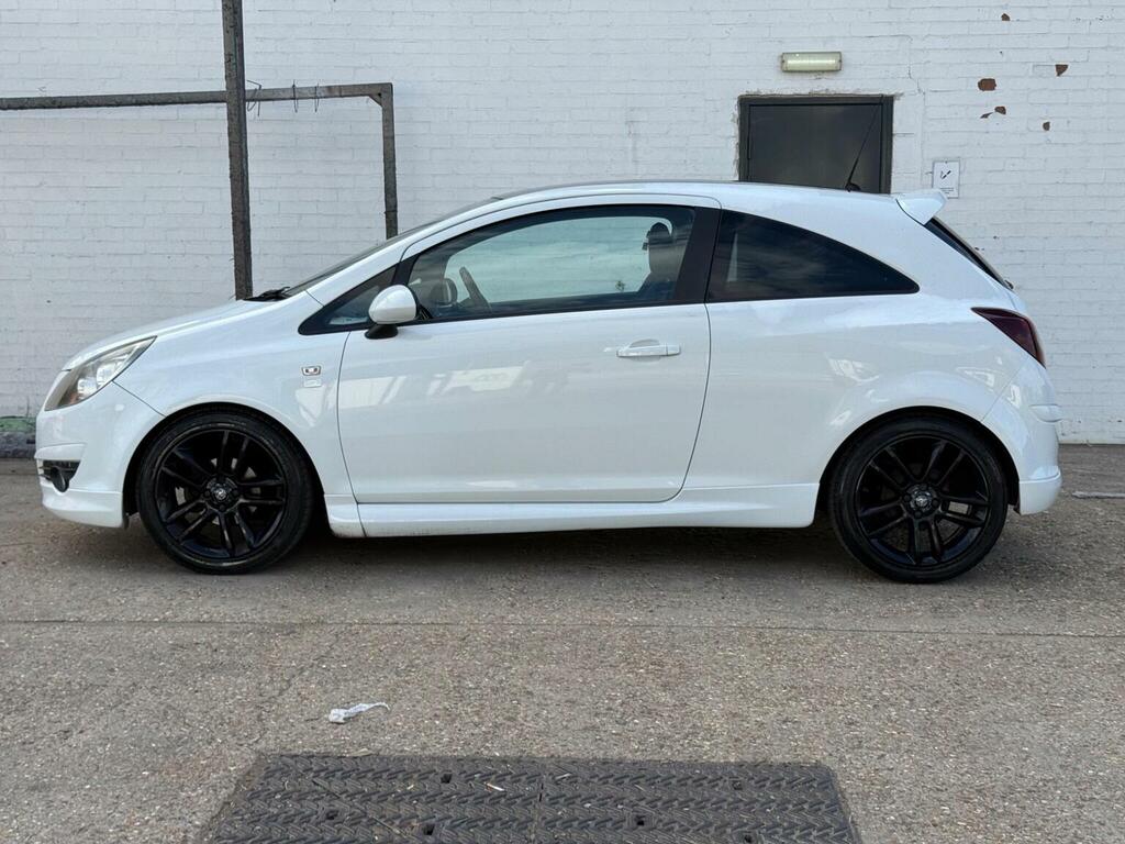Vauxhall Corsa 2011 Vauxhall Corsanbsp1.2 16V Excite Euro 5 Grey #4