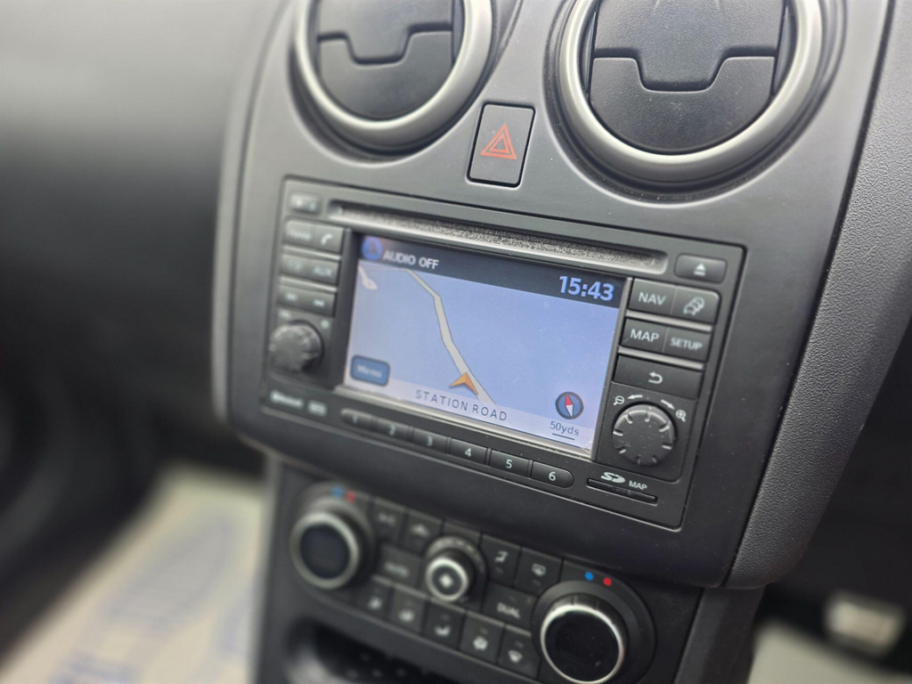 Nissan Qashqai Dci Tekna Black #25