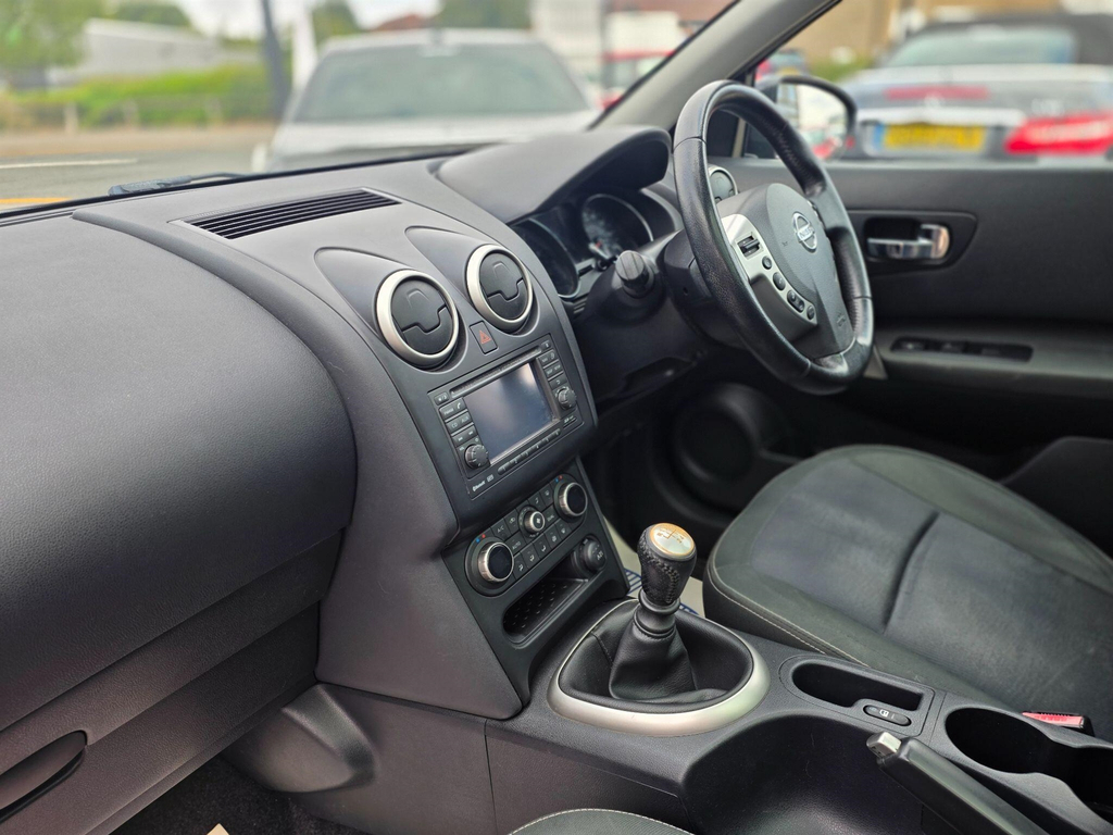 Nissan Qashqai Dci Tekna Black #36