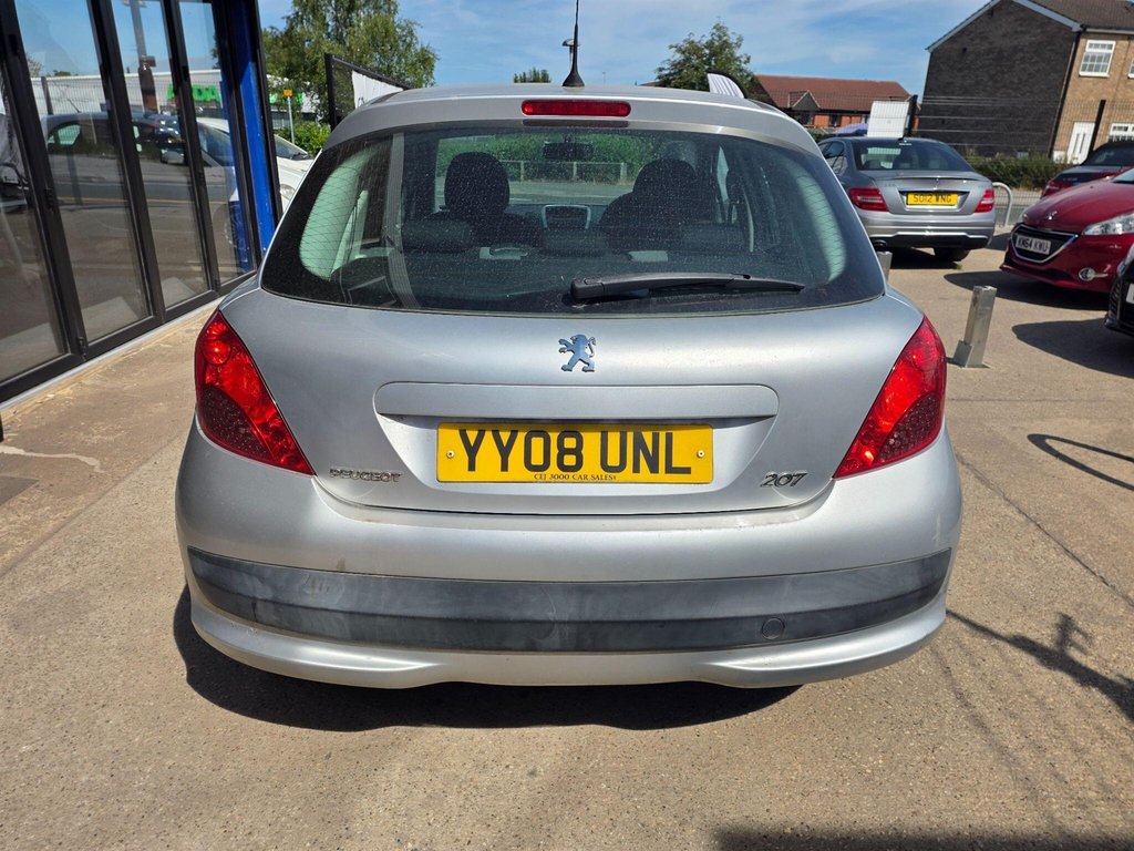 Peugeot 207 1.4 Vti S Ac #5