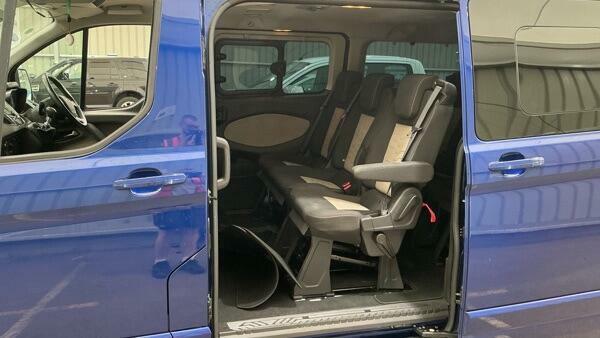Ford Tourneo Custom 2.2 300 Tdci Limited L1 Euro 5 Ss Black #9