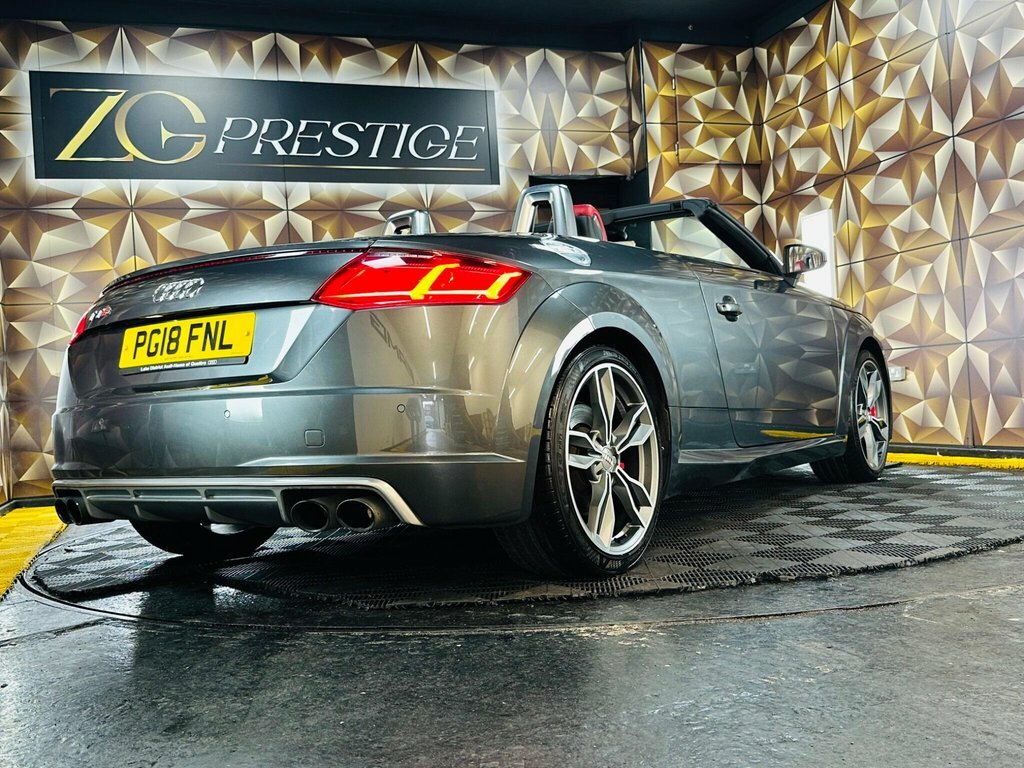 Audi TTS 2.0T Fsi Quattro Tts Black Edition S Tronic Grey #32