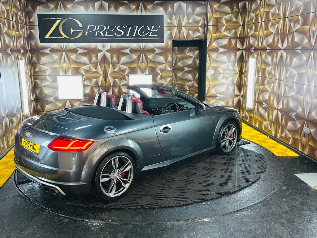 Audi TTS 2.0T Fsi Quattro Tts Black Edition S Tronic Grey #31