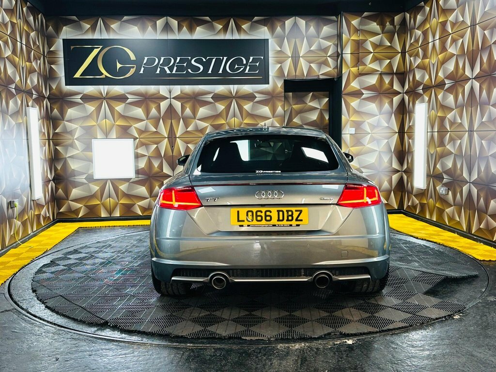 Audi TT 2L S Line Grey #4