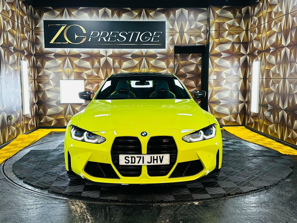 BMW M4 3L Competition Yellow