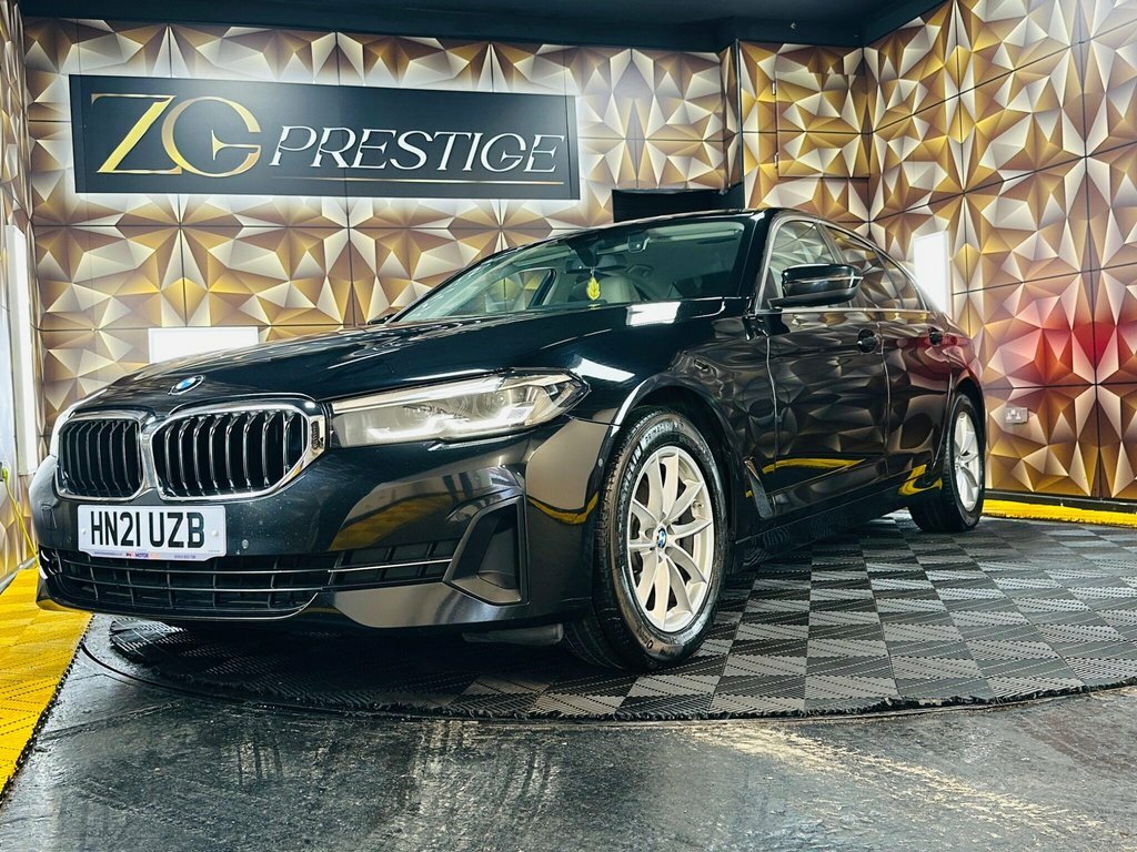 BMW 5 Series M550i Xdrive Grey #23