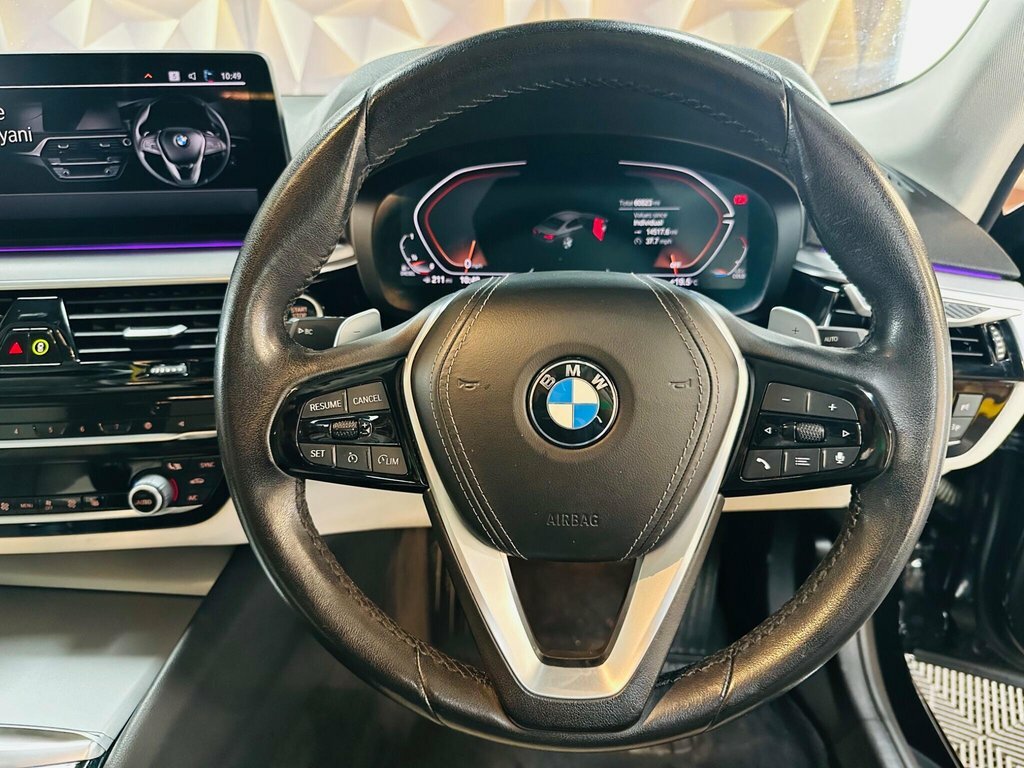 BMW 5 Series M550i Xdrive Grey #35