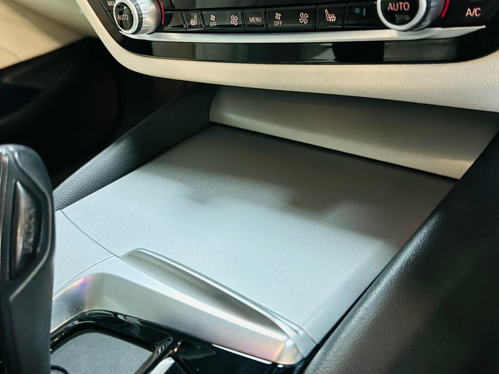 BMW 5 Series M550i Xdrive Grey #45