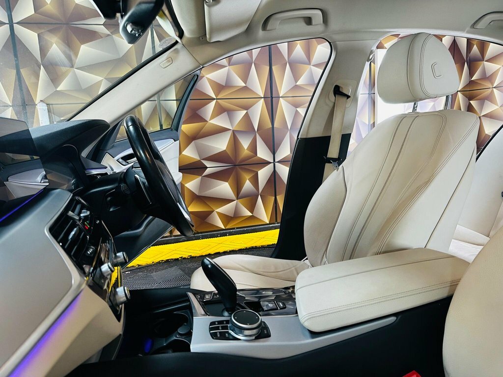 BMW 5 Series 2L Se Black #3