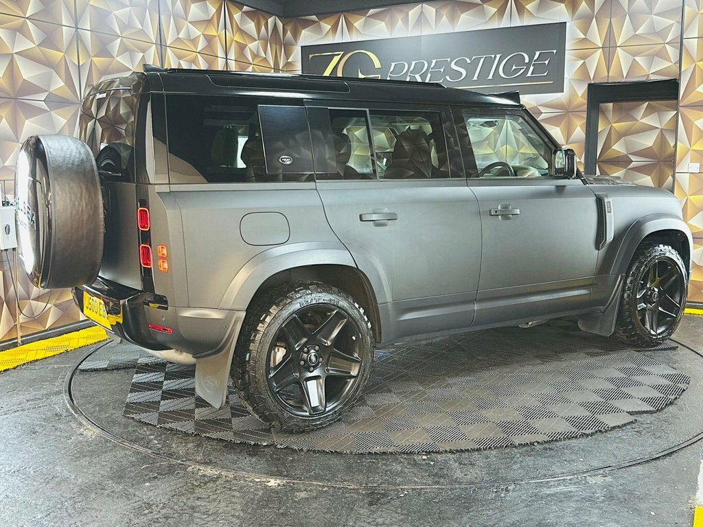 Land Rover Defender 110 Estate Silver #37