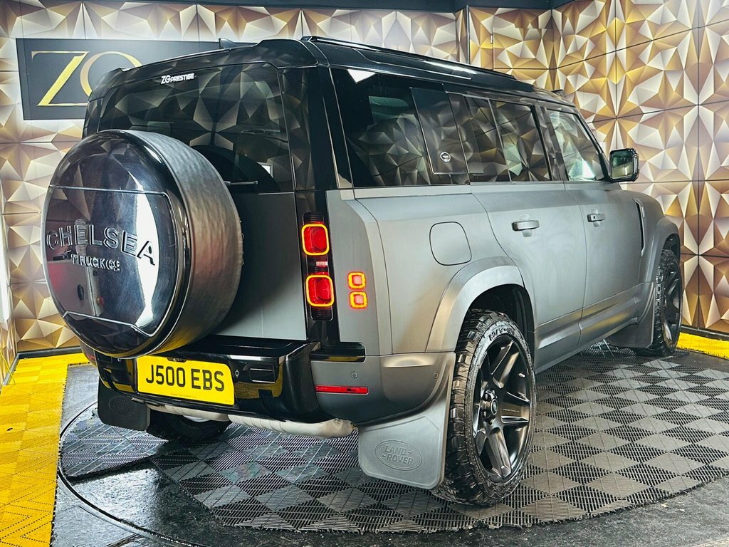 Land Rover Defender 110 Estate Silver #36