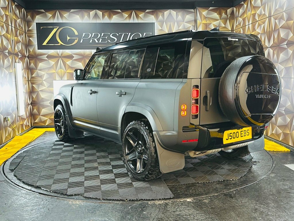 Land Rover Defender 110 Estate Silver #24