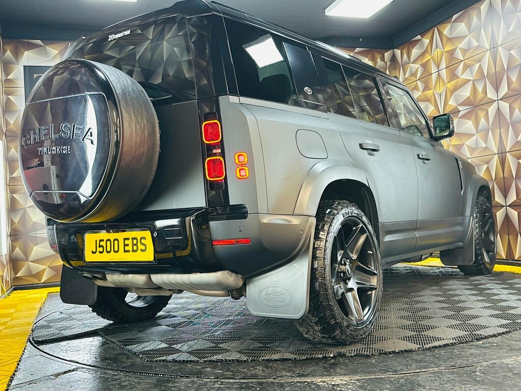 Land Rover Defender 110 Estate Silver #41