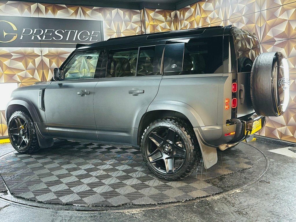 Land Rover Defender 110 Estate Silver #27
