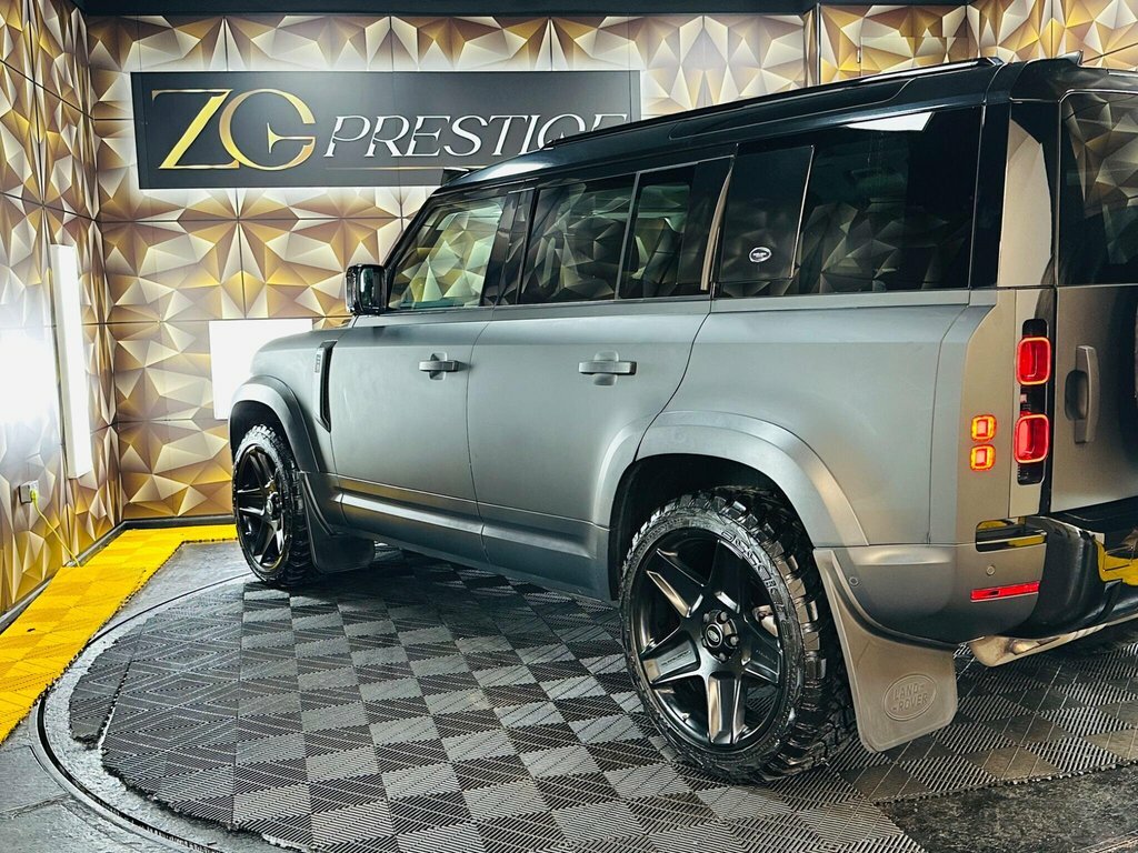 Land Rover Defender 110 Estate Silver #28