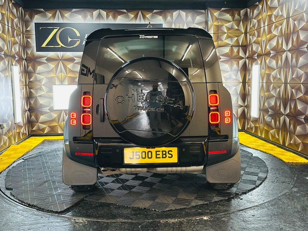 Land Rover Defender 110 Estate Silver #30