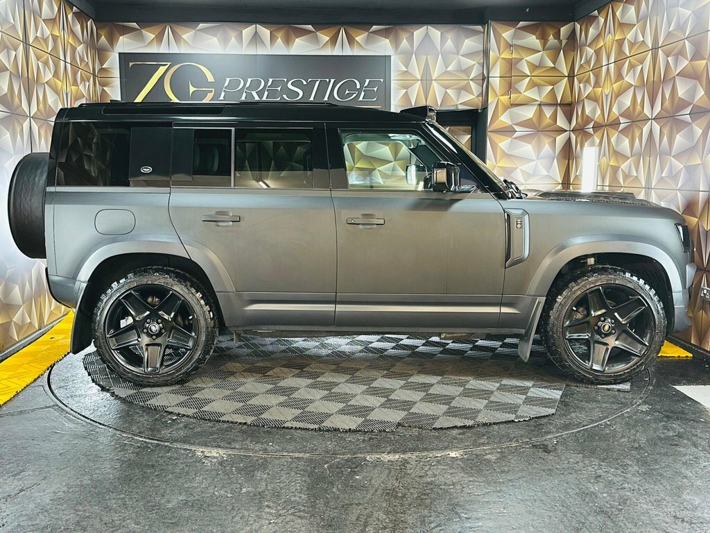 Land Rover Defender 110 Estate Silver #13