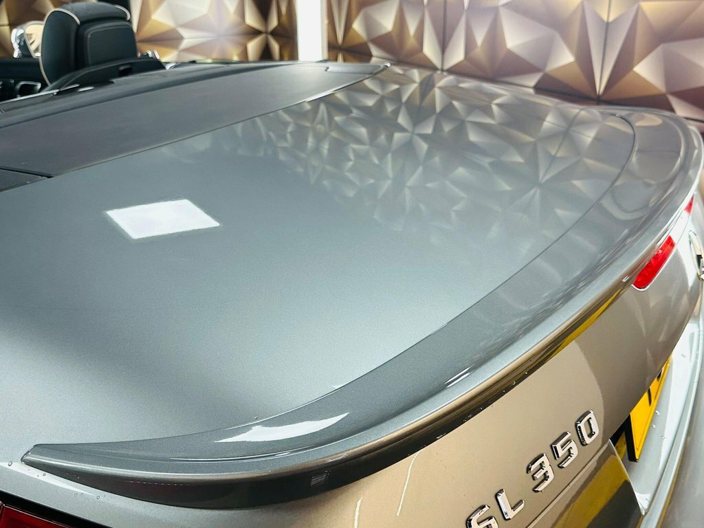Mercedes-Benz SL Class Amg Sport Silver #24