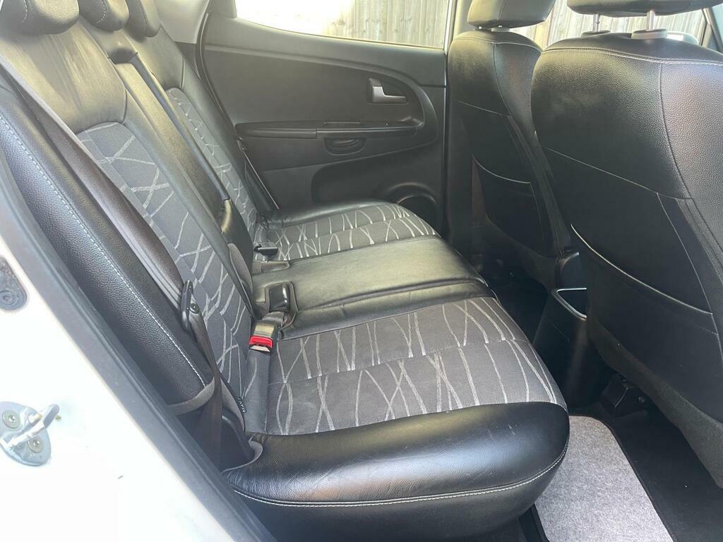 Kia Venga 1.6 2 Mpv Euro 5 123 Bhp Black #28