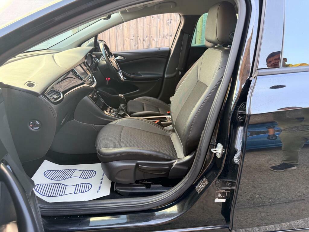 Vauxhall Astra 1.2 Turbo Griffin Edition Sports Tourer White #22