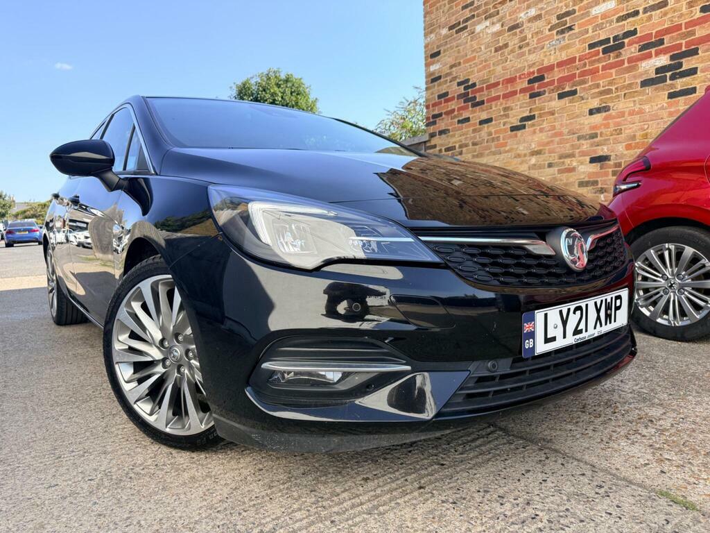 Vauxhall Astra 1.2 Turbo Griffin Edition Sports Tourer White #3