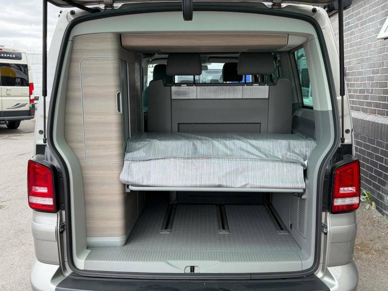 Volkswagen California Se Tdi Bluemotion Technology White #10