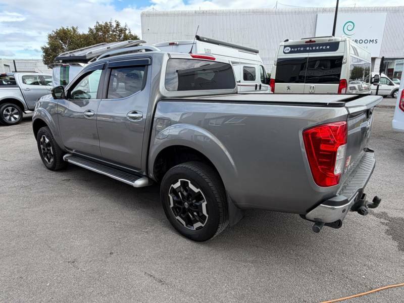 Nissan Navara Double Cab Pick Up Tekna 2.3Dci 190 Tt 4Wd Grey #5