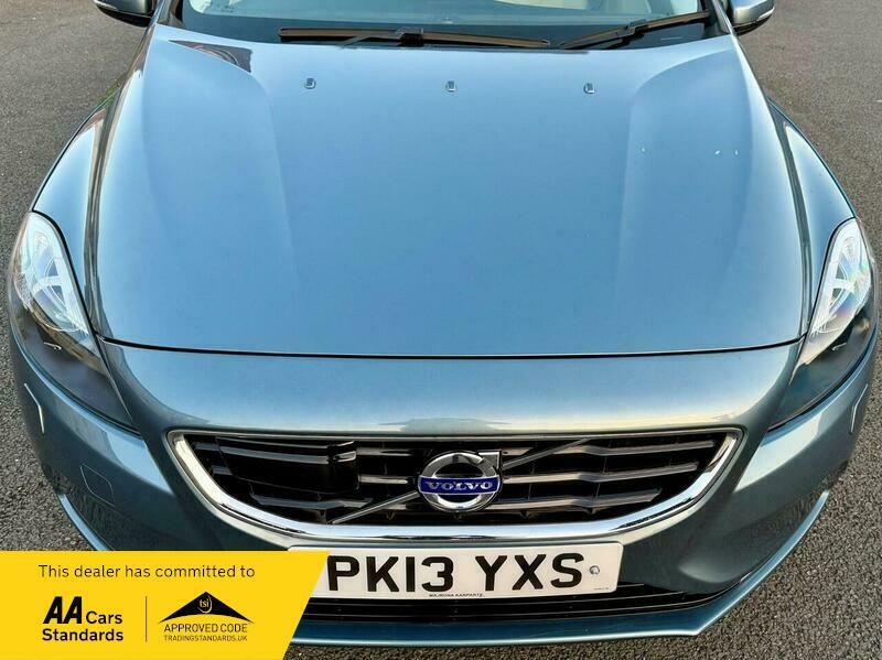 Volvo V40 1.6 T4 Se Lux Blue #2
