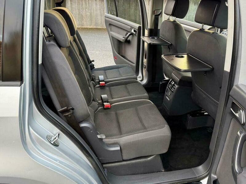 Volkswagen Touran 2011 2.0 Se Tdi 142 Bhp Silver #30