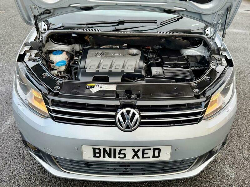 Volkswagen Touran 2011 2.0 Se Tdi 142 Bhp Silver #38