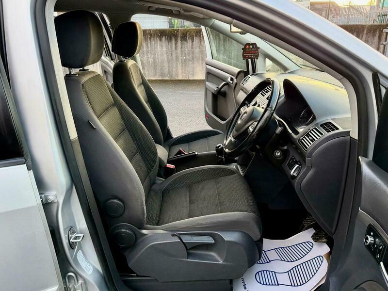 Volkswagen Touran 2011 2.0 Se Tdi 142 Bhp Silver #29