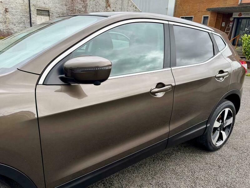 Nissan Qashqai 1.2 Tekna Dig-t Xtronic 113 Bhp Black #43