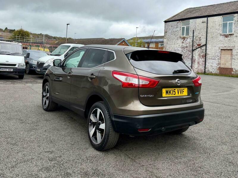 Nissan Qashqai 1.2 Tekna Dig-t Xtronic 113 Bhp Black #17